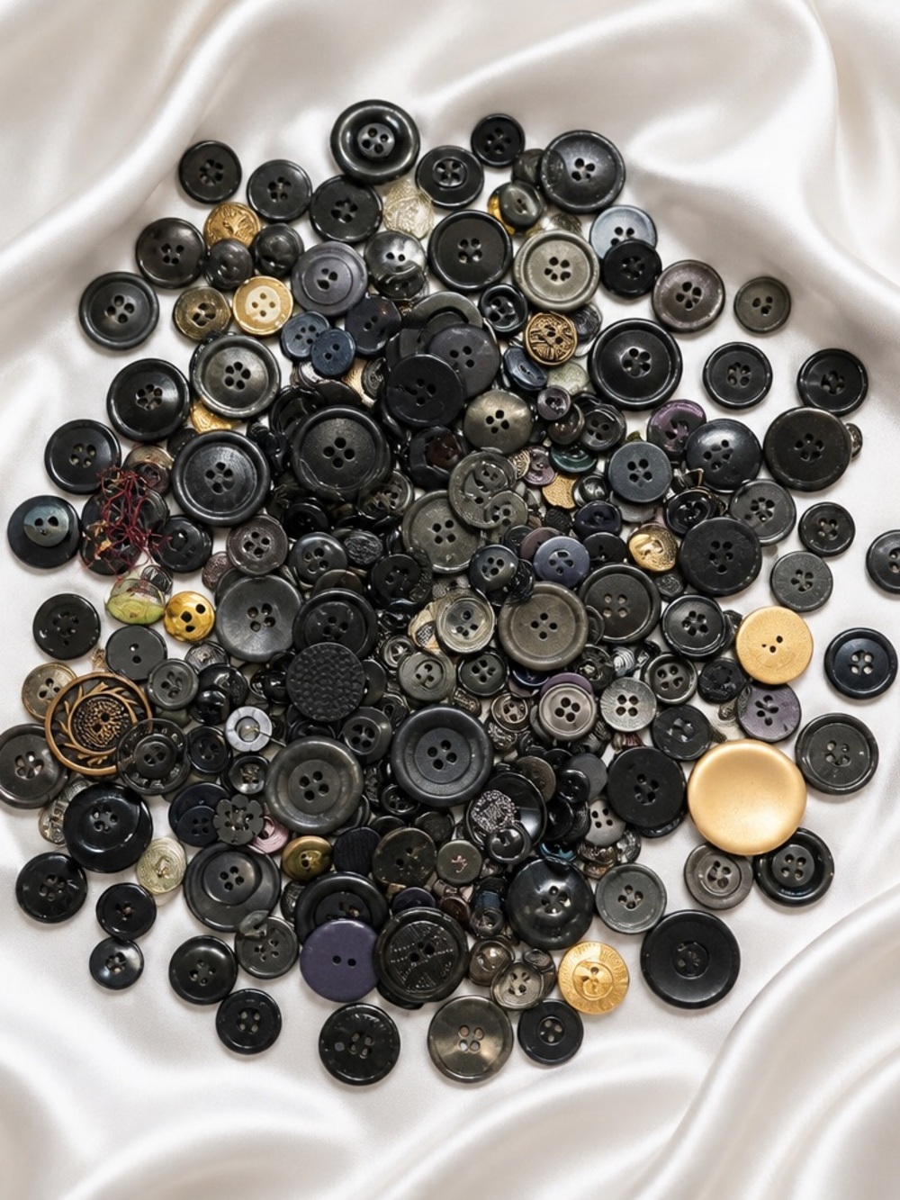 Mxed Lot of Old Black Buttons